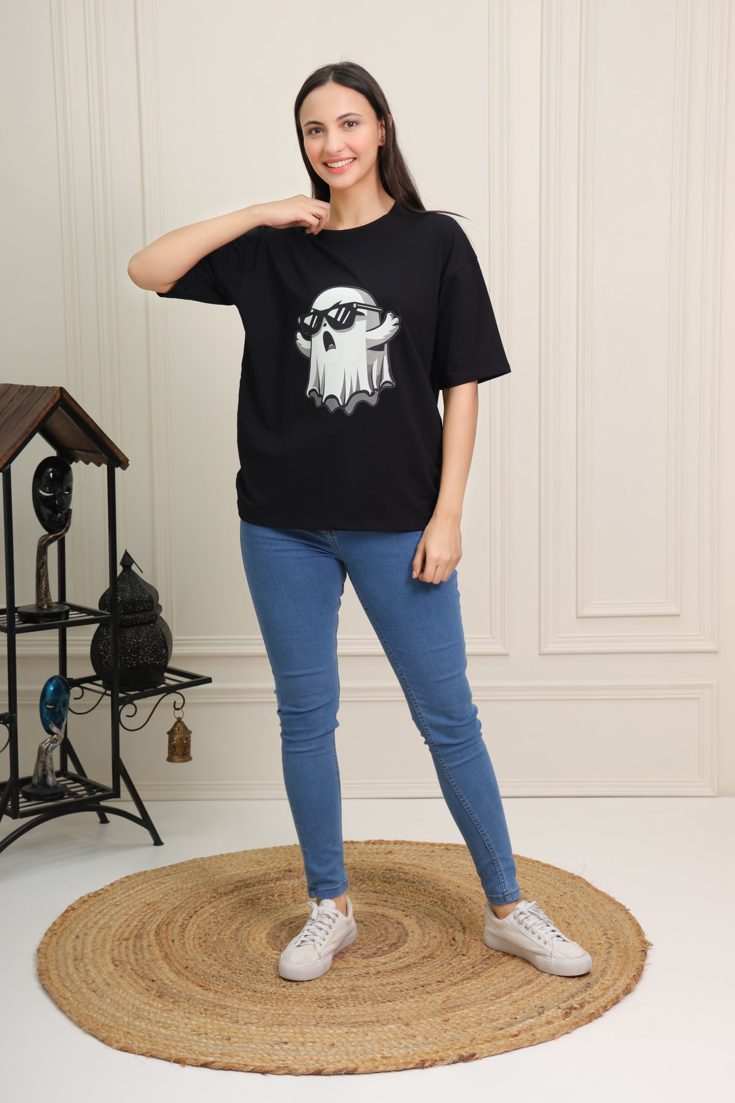 Cute ghost Black Oversized Tee