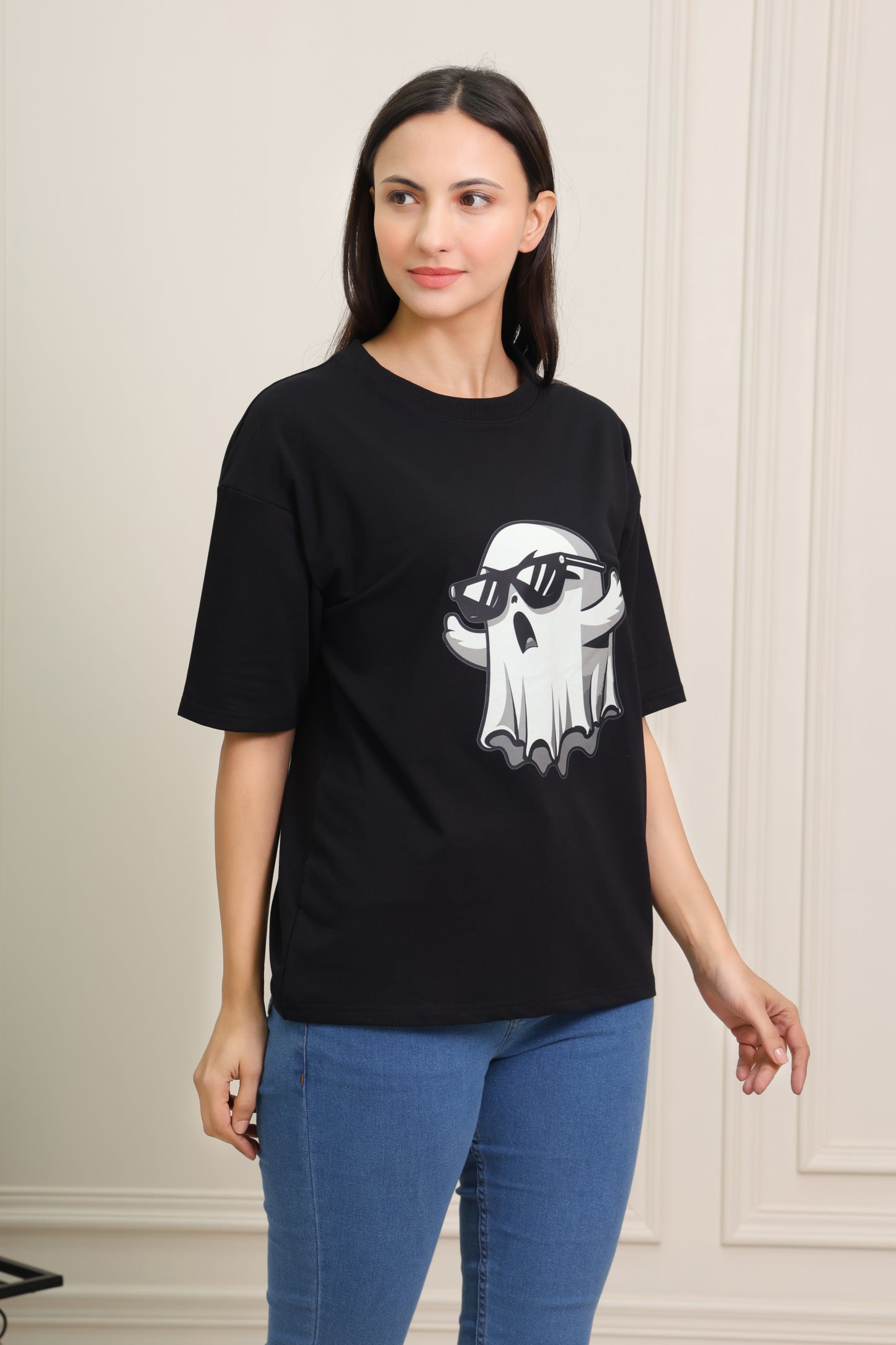 Cute ghost Black Oversized Tee